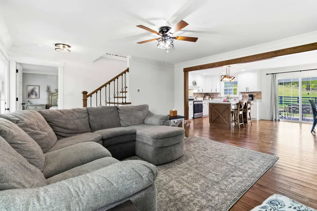 2604 Upper Rader Road Manchester KY 40962