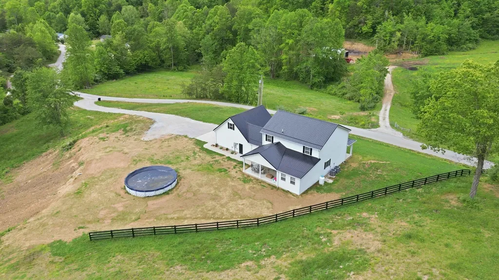 2604 Upper Rader Road Manchester KY 40962