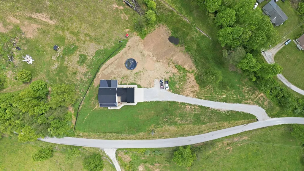 2604 Upper Rader Road Manchester KY 40962