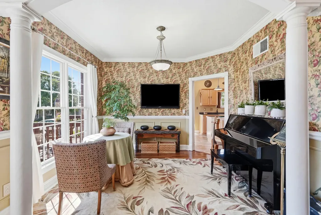 303 Stephen Road Frankfort KY 40601