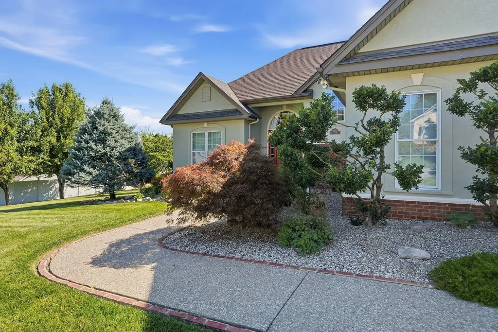 303 Stephen Road Frankfort KY 40601