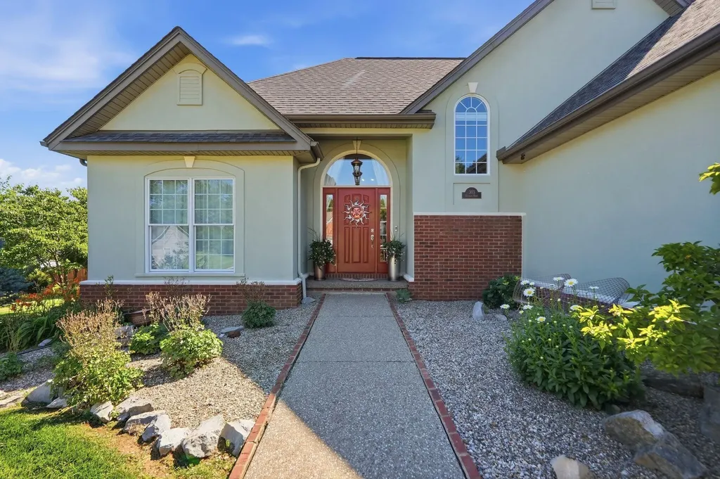 303 Stephen Road Frankfort KY 40601