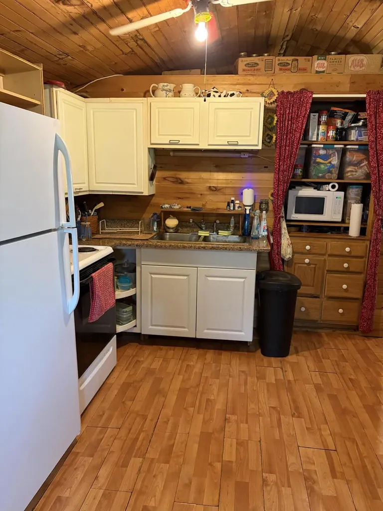 892 Pryse Road Booneville KY 41314