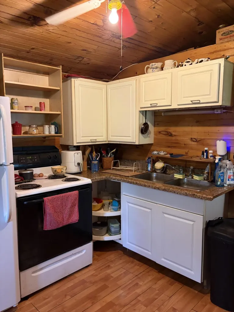 892 Pryse Road Booneville KY 41314