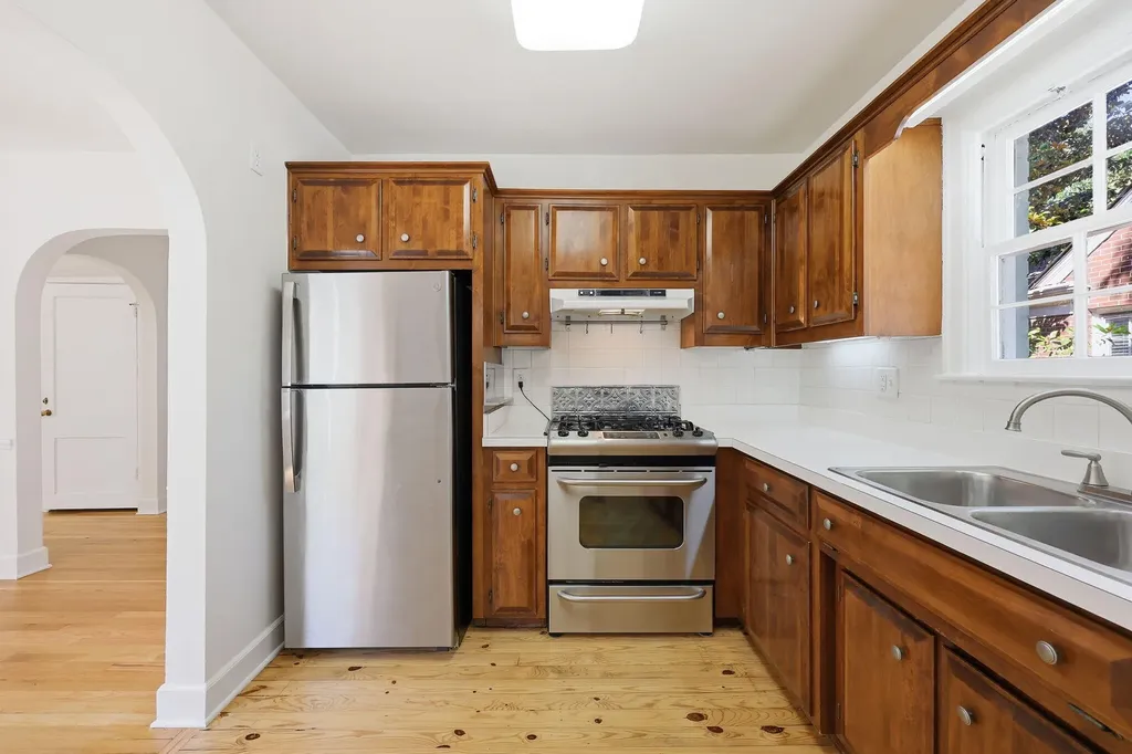 220 Barberry Lane Lexington KY 40503