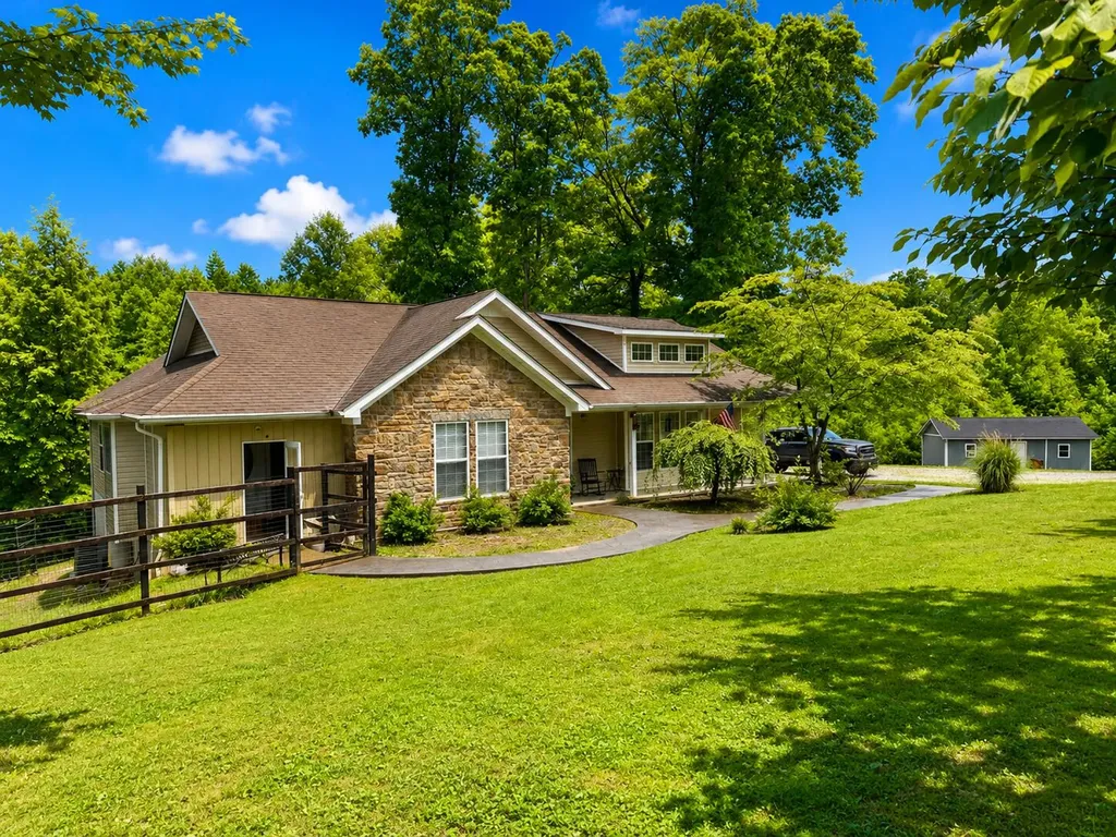 448 Scarlet Oak Drive London KY 40741