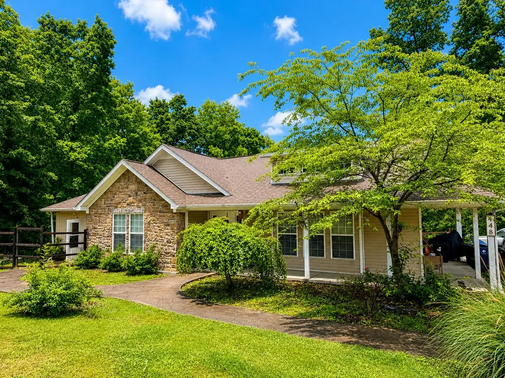 448 Scarlet Oak Drive London KY 40741