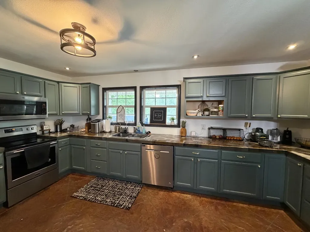448 Scarlet Oak Drive London KY 40741