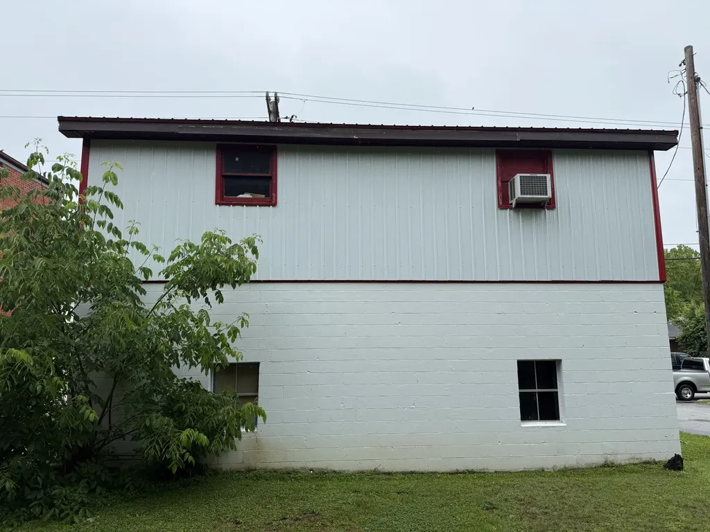 50 Back Street Frenchburg KY 40322