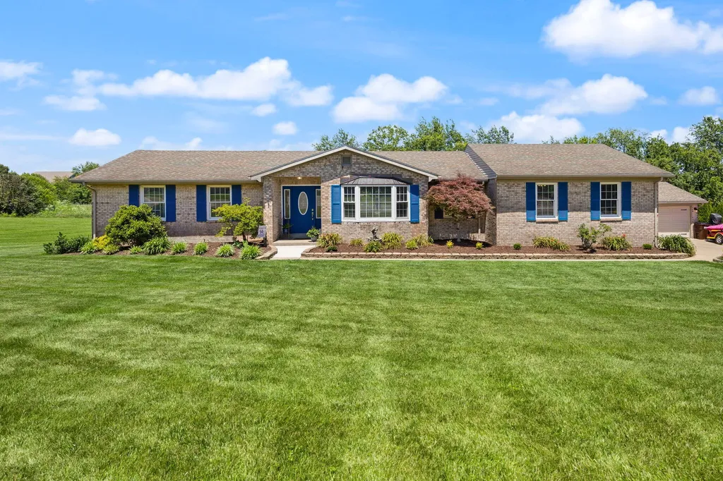 105 Jolomic Lane Georgetown KY 40324