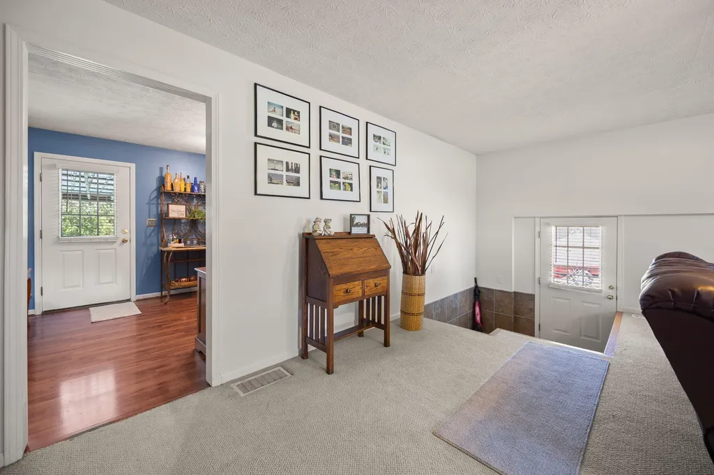 105 Jolomic Lane Georgetown KY 40324