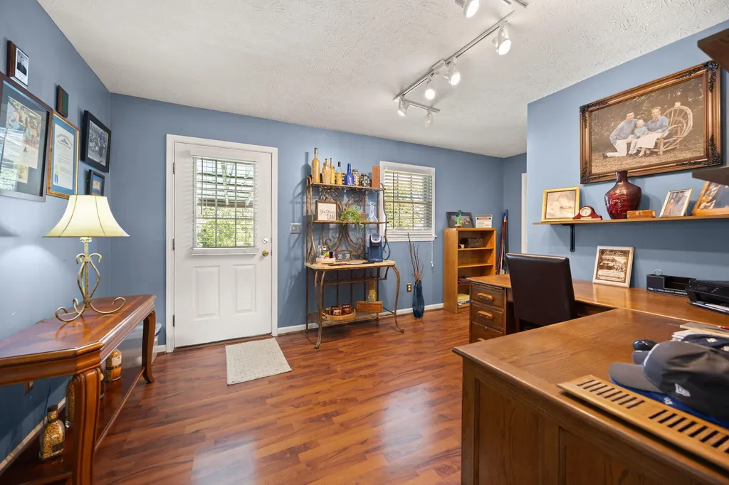 105 Jolomic Lane Georgetown KY 40324