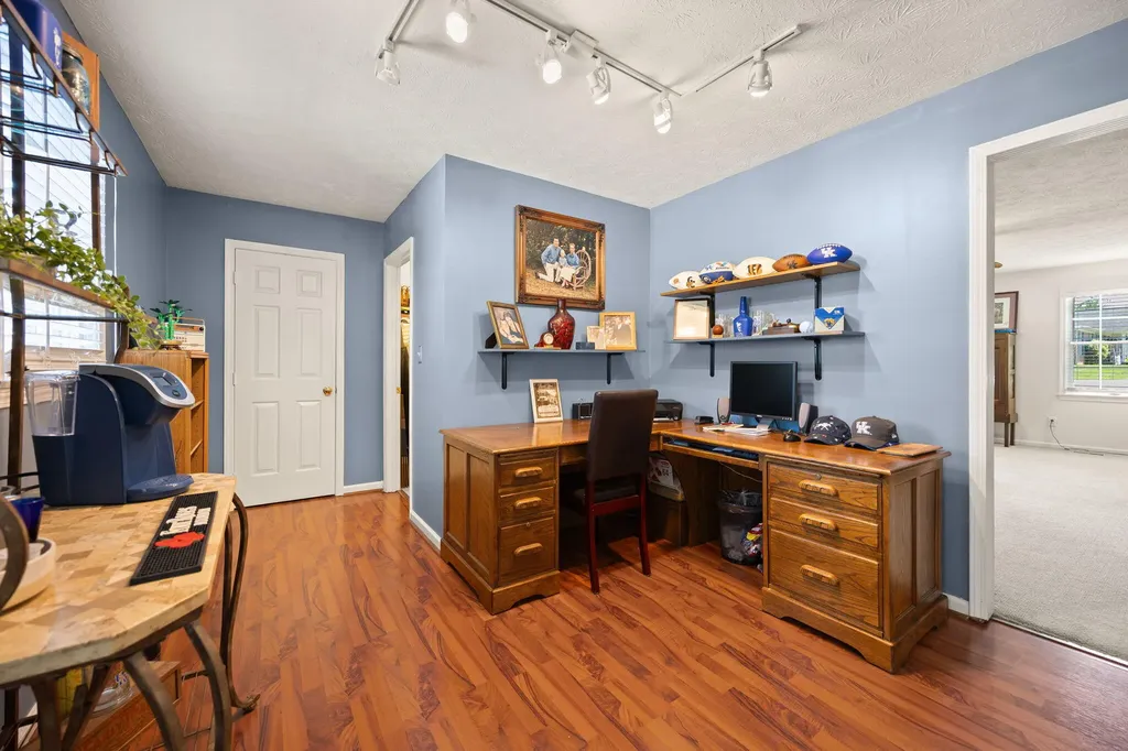 105 Jolomic Lane Georgetown KY 40324