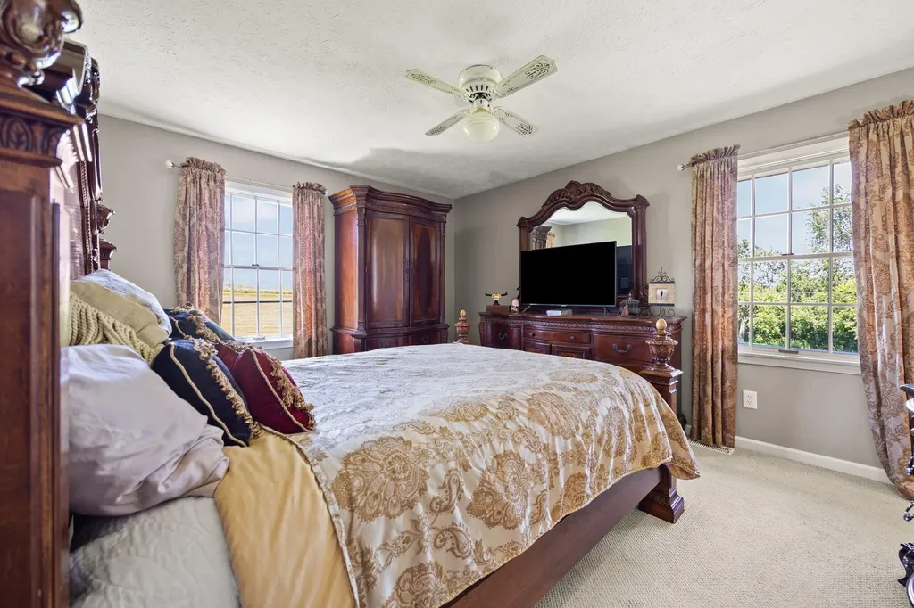 105 Jolomic Lane Georgetown KY 40324