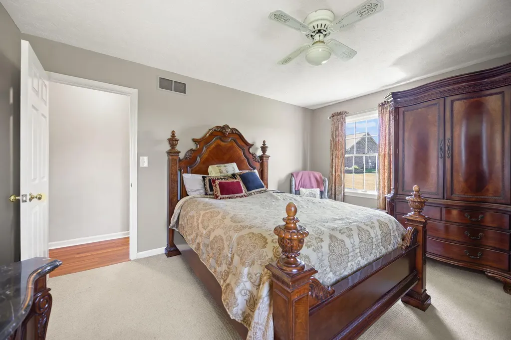 105 Jolomic Lane Georgetown KY 40324