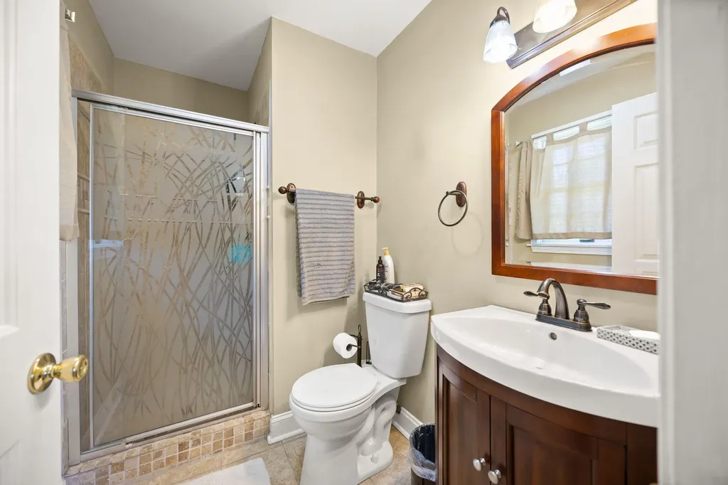 105 Jolomic Lane Georgetown KY 40324
