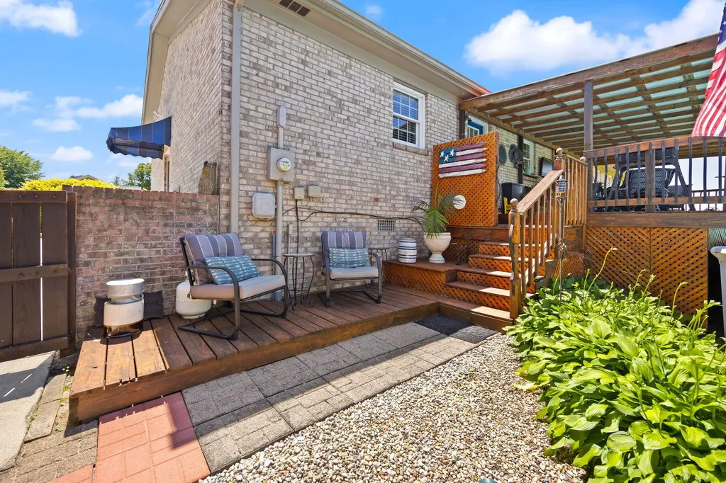 105 Jolomic Lane Georgetown KY 40324