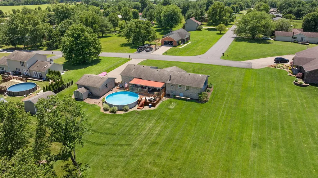 105 Jolomic Lane Georgetown KY 40324