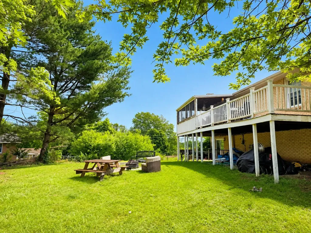 656 Magnolia Drive Mt Sterling KY 40353