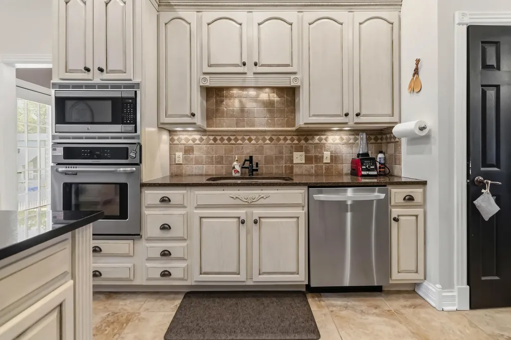 342 Silver Eagle Drive London KY 40744