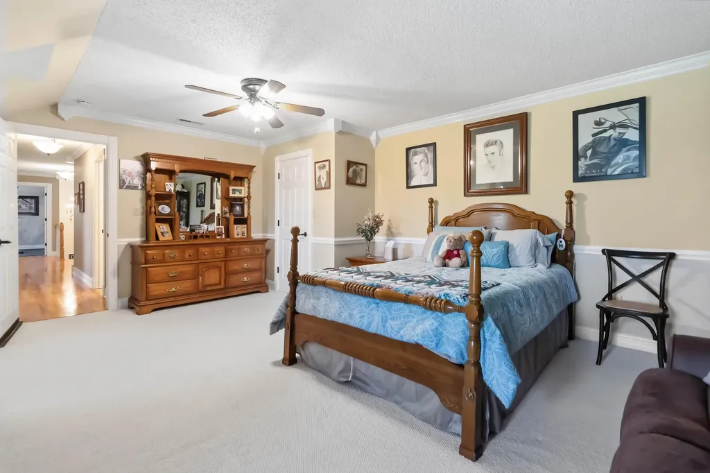 342 Silver Eagle Drive London KY 40744