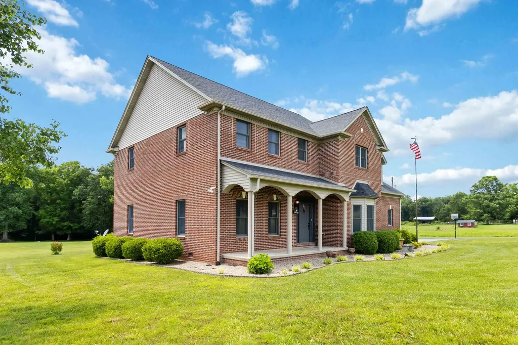 342 Silver Eagle Drive London KY 40744