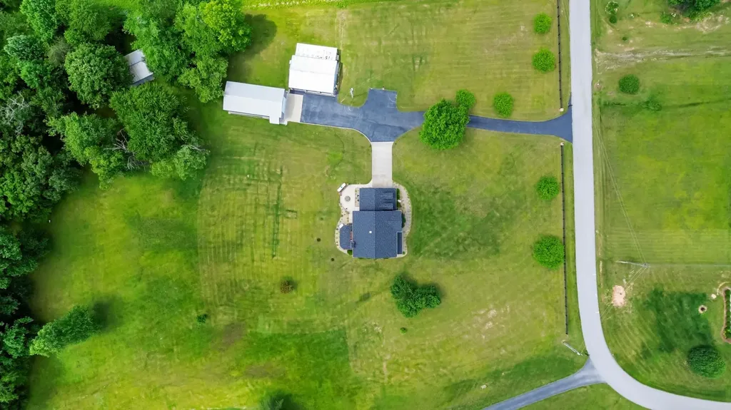 342 Silver Eagle Drive London KY 40744