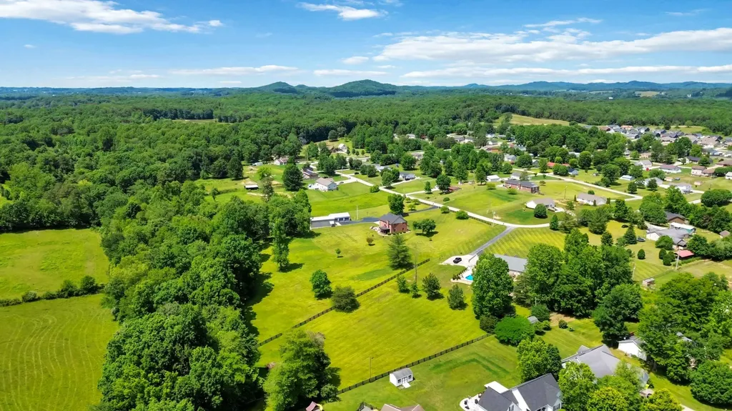 342 Silver Eagle Drive London KY 40744