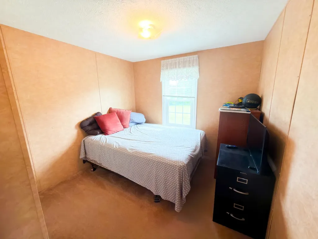 679 Bert Ridge Road Science Hill KY 42553