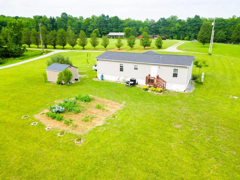 679 Bert Ridge Road Science Hill KY 42553