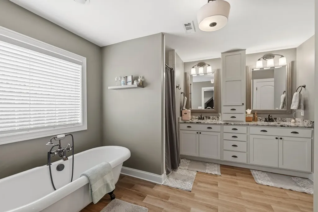 405 Hawthorne Drive Nicholasville KY 40356