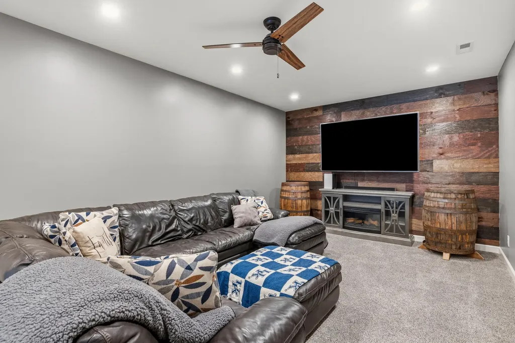 405 Hawthorne Drive Nicholasville KY 40356