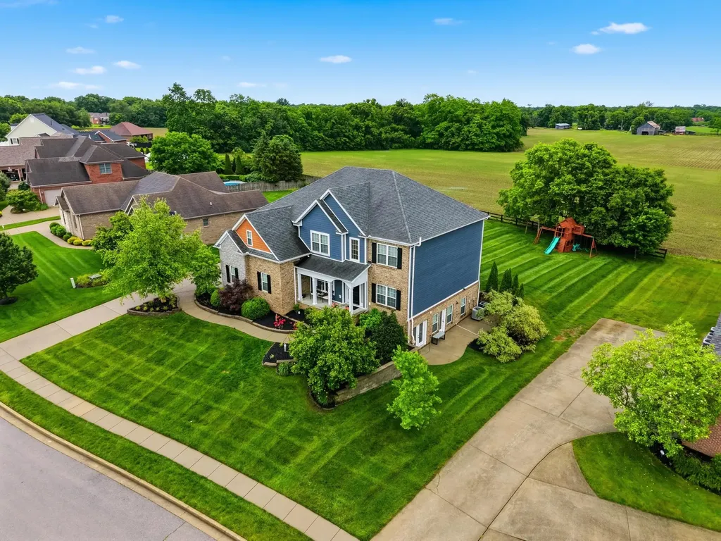 405 Hawthorne Drive Nicholasville KY 40356