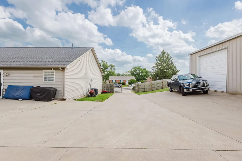 513 Edgewood Drive Nicholasville KY 40356