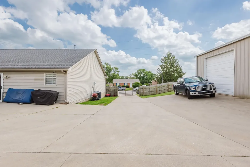 513 Edgewood Drive Nicholasville KY 40356