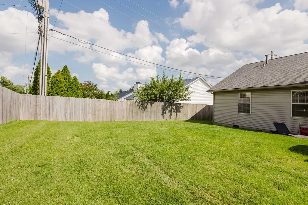 513 Edgewood Drive Nicholasville KY 40356