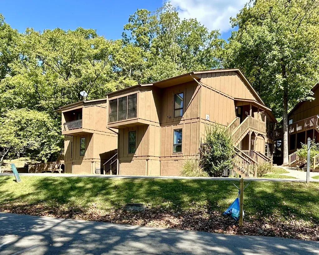 43-4 Woodson Bend Bronston KY 42518