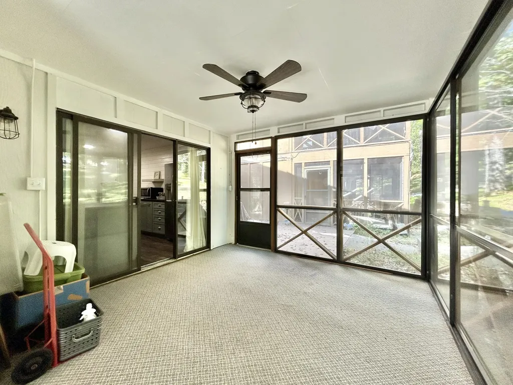 43-4 Woodson Bend Bronston KY 42518
