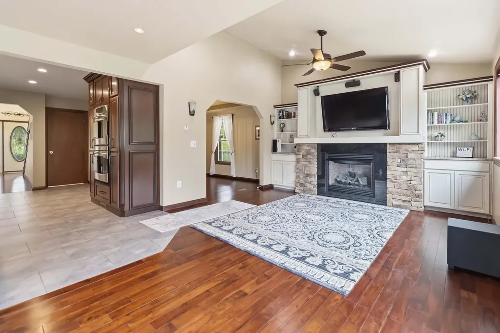414 Lake Forest Drive Somerset KY 42503