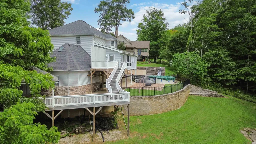 414 Lake Forest Drive Somerset KY 42503
