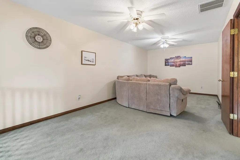 414 Lake Forest Drive Somerset KY 42503