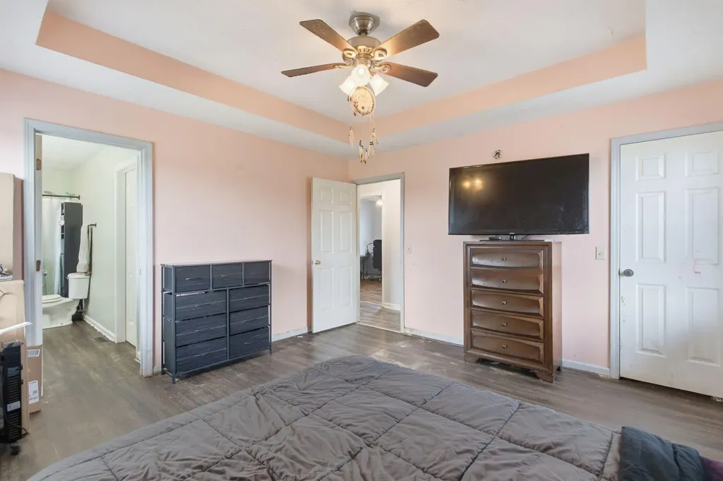 1041 Indian Trail Lawrenceburg KY 40342