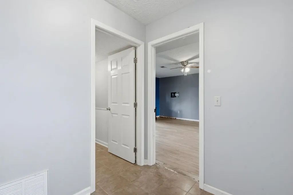 1041 Indian Trail Lawrenceburg KY 40342