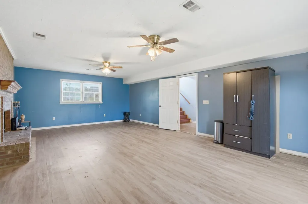 1041 Indian Trail Lawrenceburg KY 40342