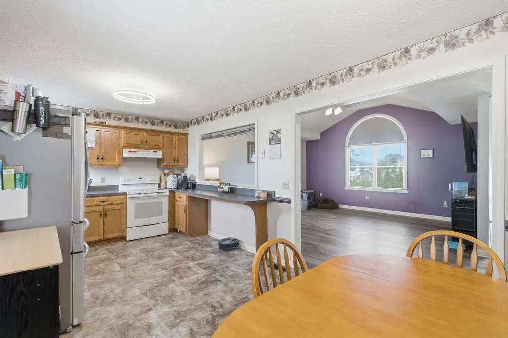 1041 Indian Trail Lawrenceburg KY 40342
