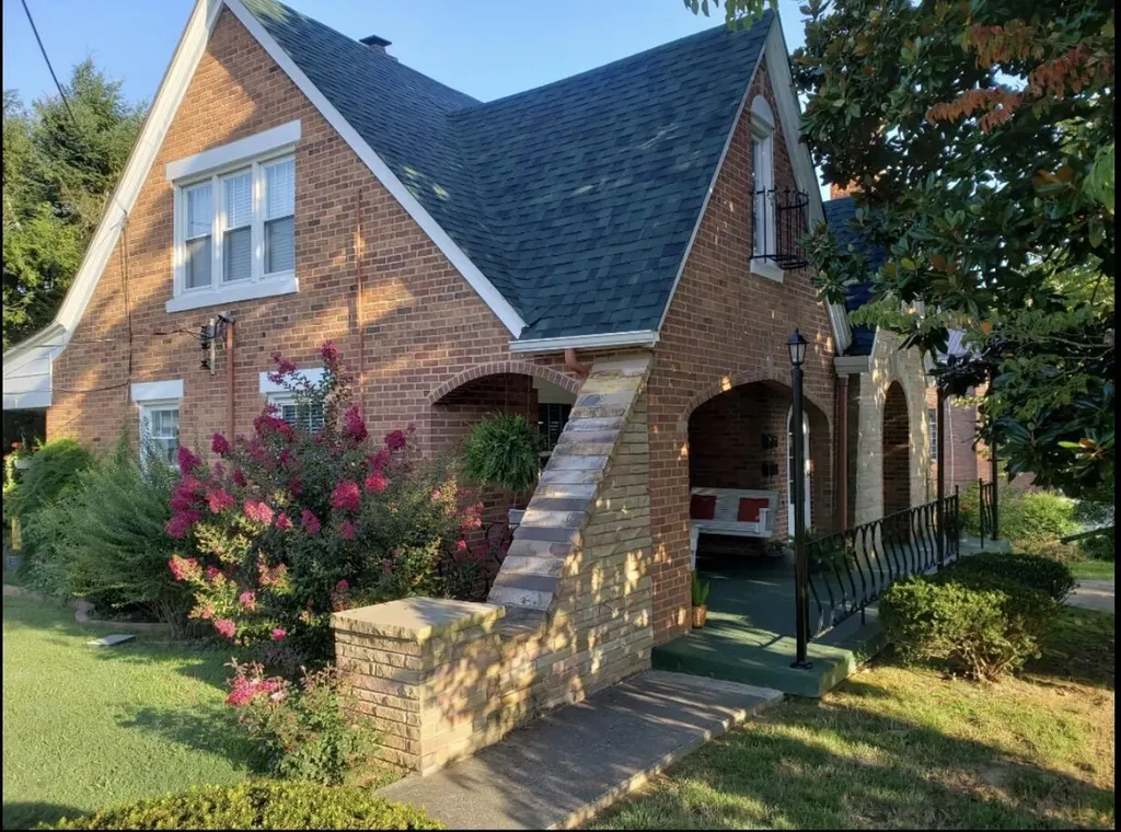 126 Crawford Avenue Somerset KY 42501