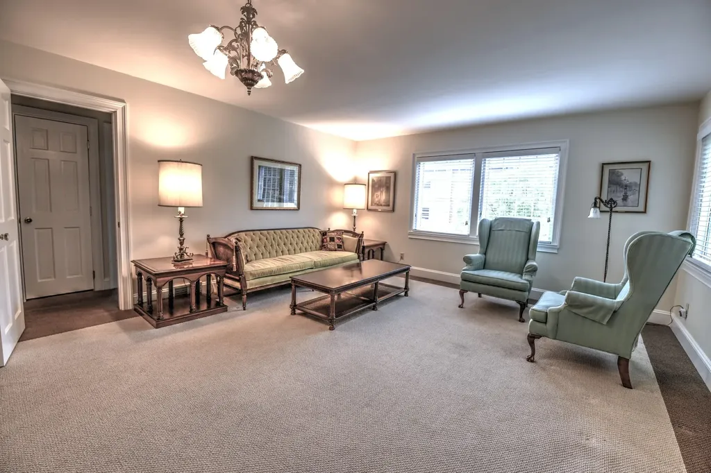 126 Crawford Avenue Somerset KY 42501