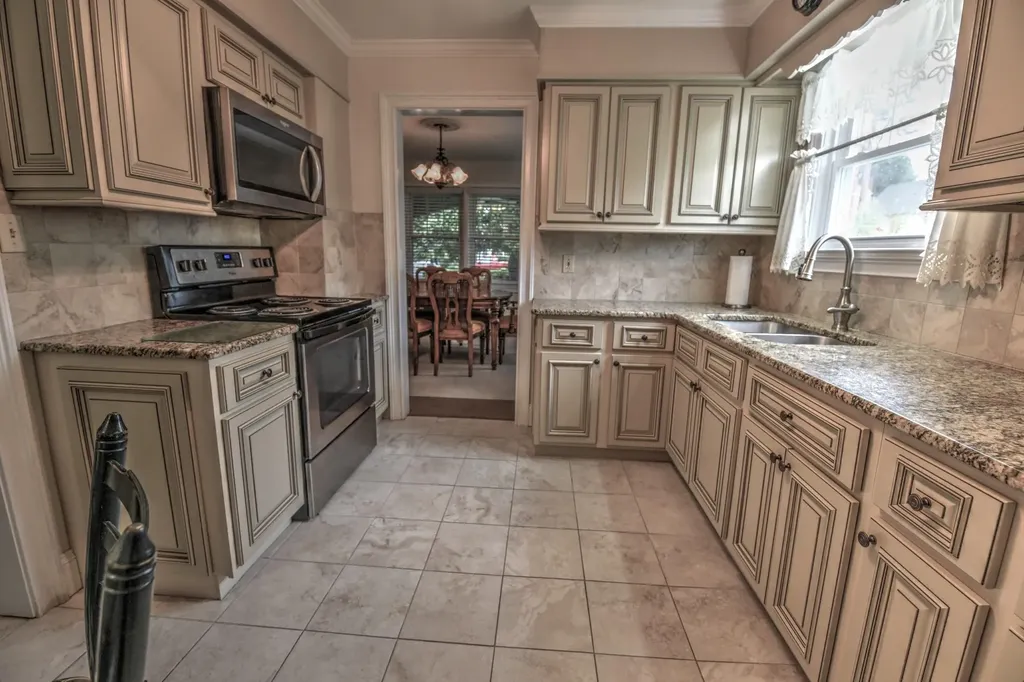 126 Crawford Avenue Somerset KY 42501