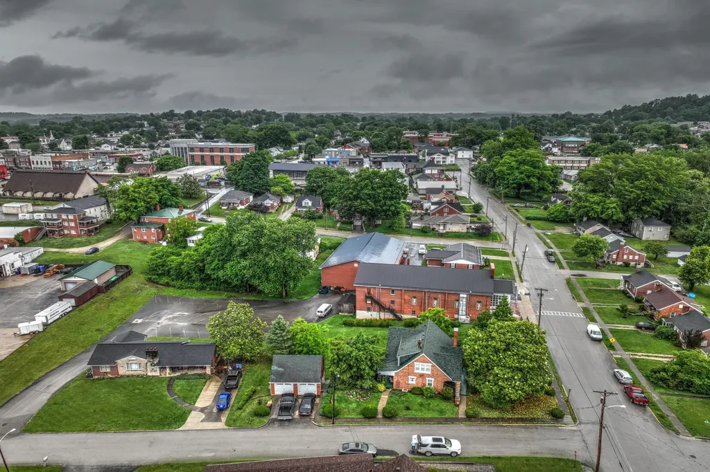 126 Crawford Avenue Somerset KY 42501