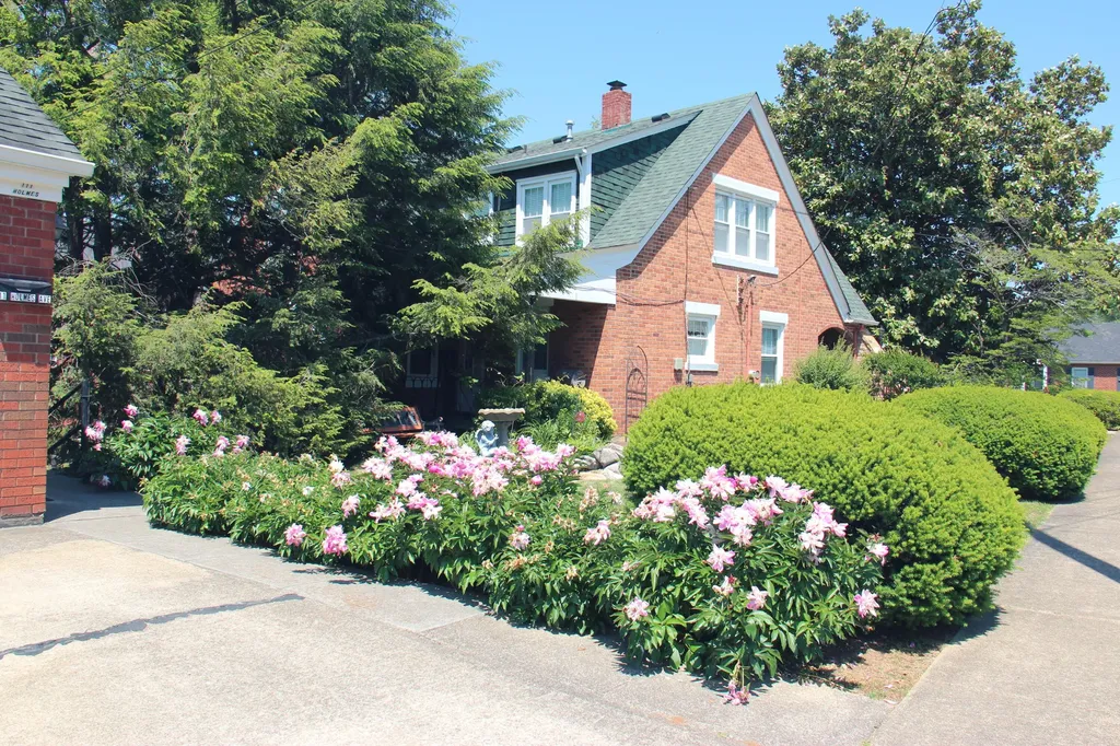 126 Crawford Avenue Somerset KY 42501